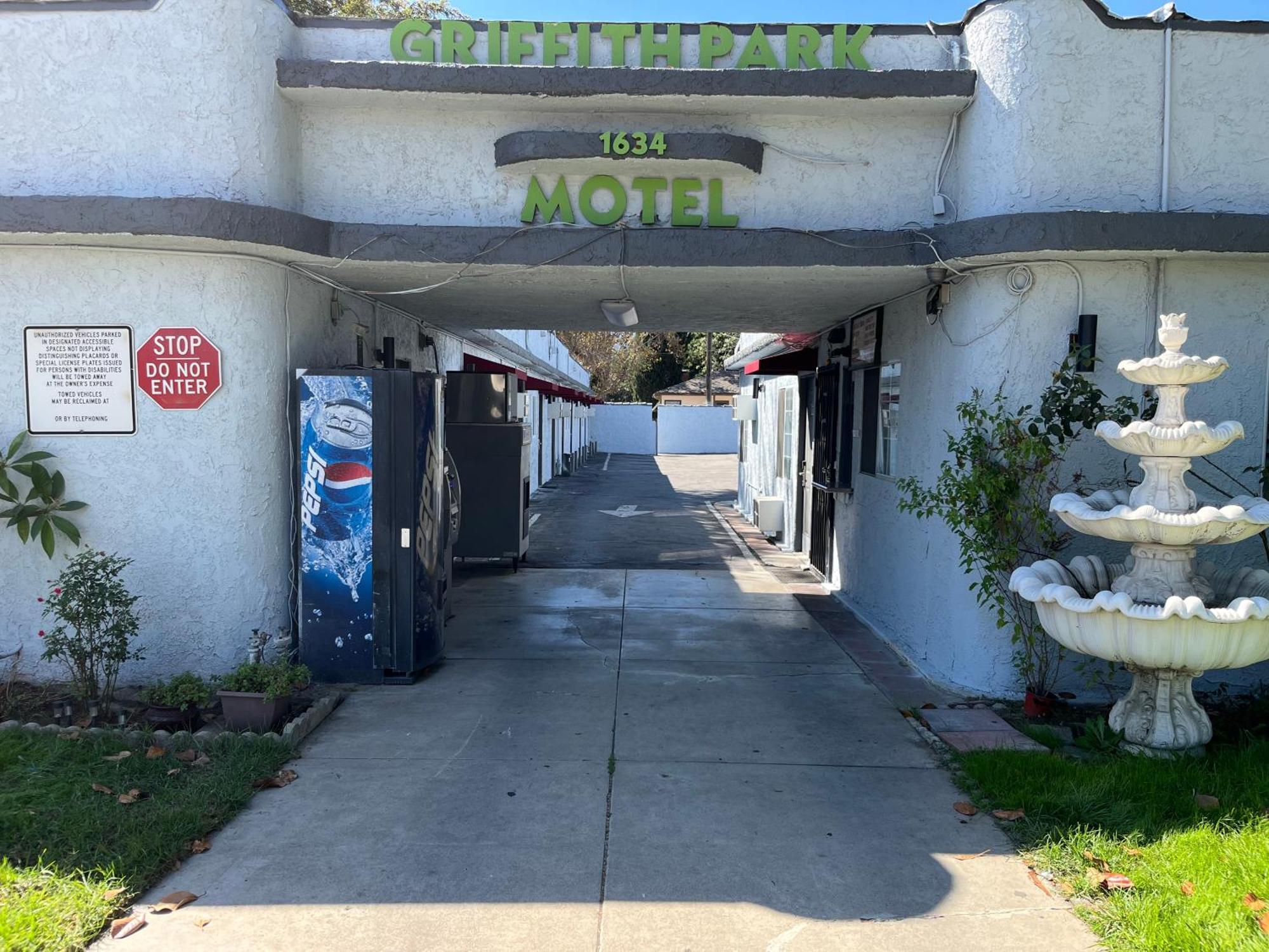 Griffith Park Motel, In Los Angeles Hollywood Area Glendale Eksteriør bilde