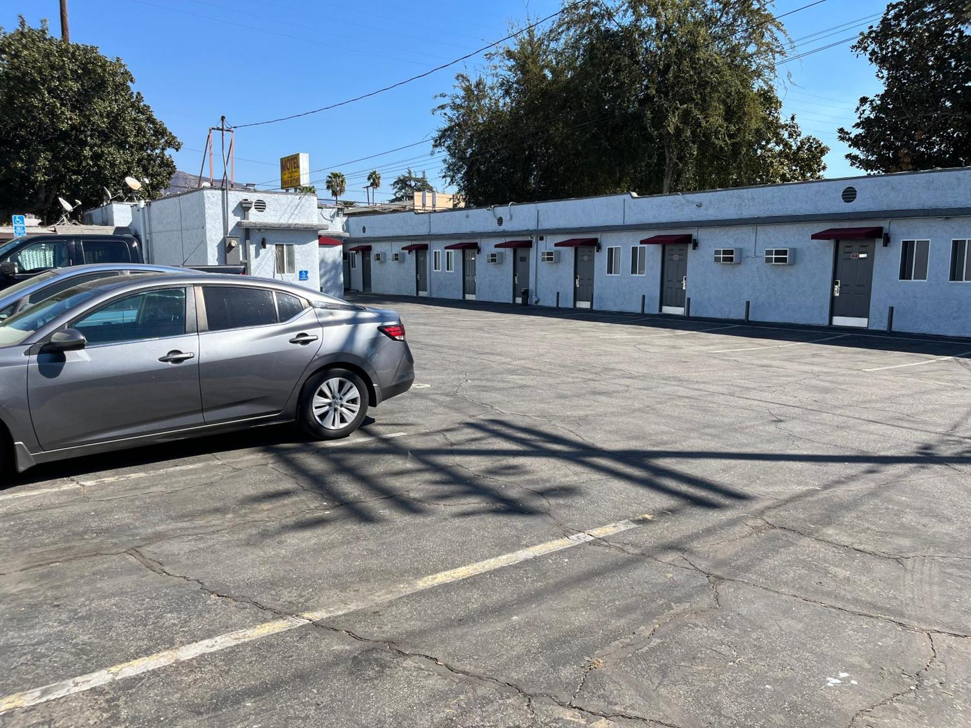 Griffith Park Motel, In Los Angeles Hollywood Area Glendale Eksteriør bilde